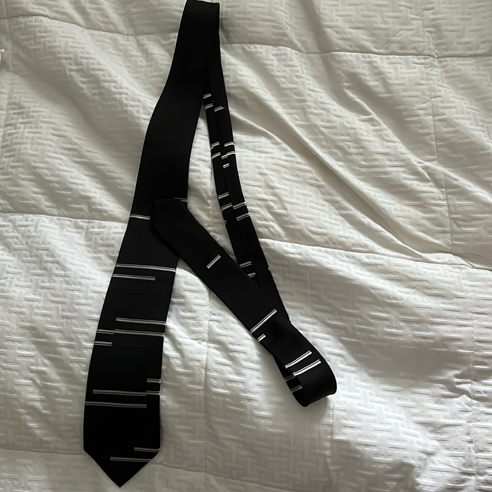 Valentino tie